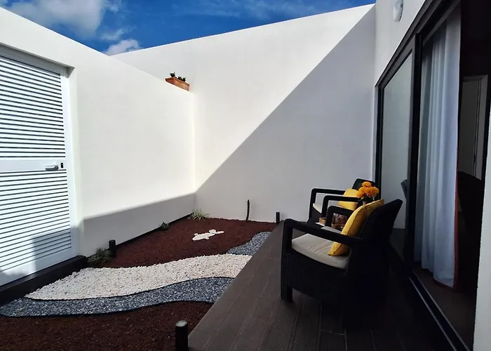 アパートホテル Azoreanstar